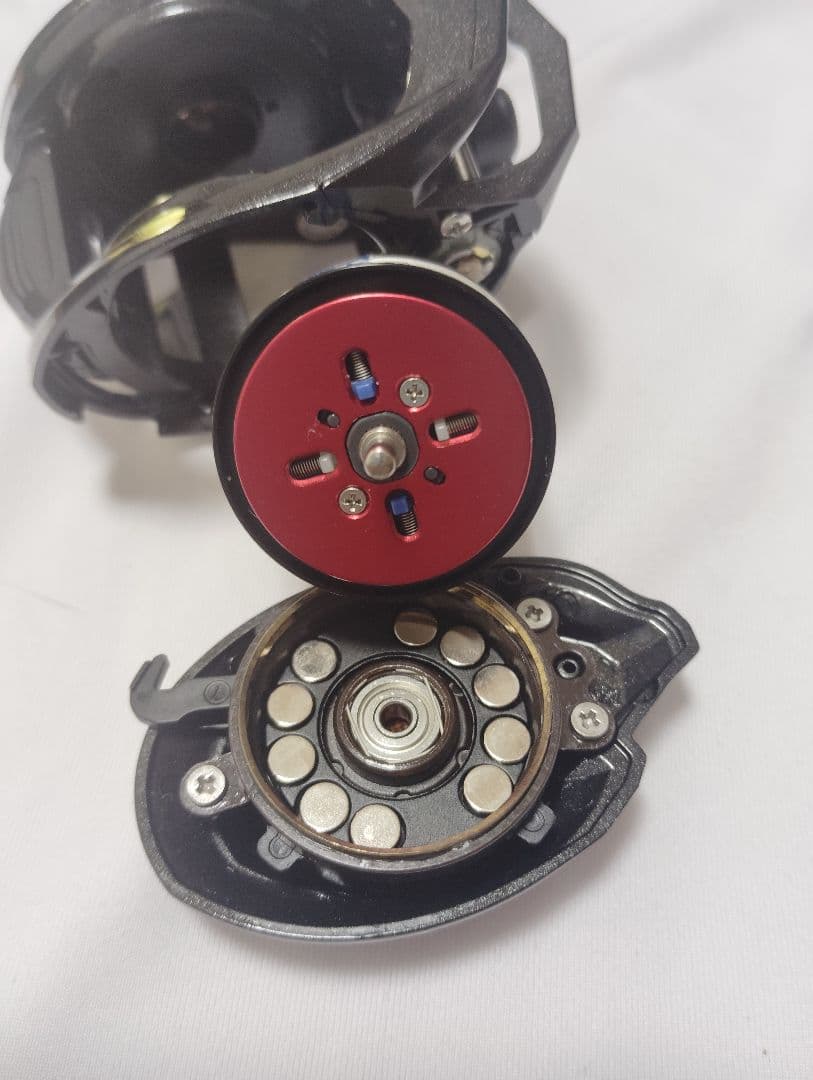 アブガルシア ロキサーニ左ハンドル 7.1.1HG