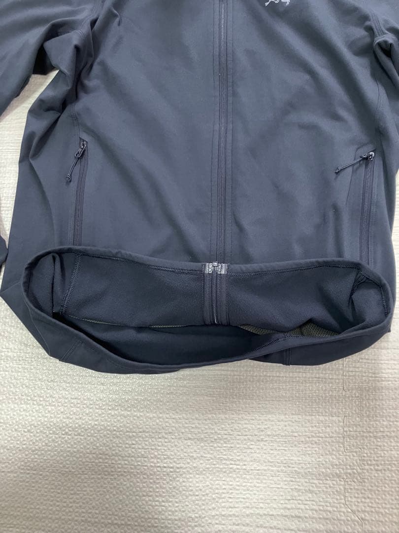 アークテリクス　カイヤナイトライトウエイトジャケット　ブラックサファイア　XS