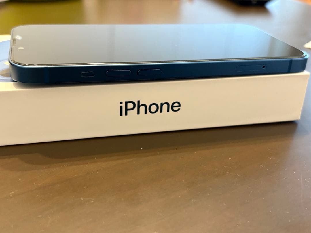 iPhone 13 512G ブルー 本体(新品ケーブル付)