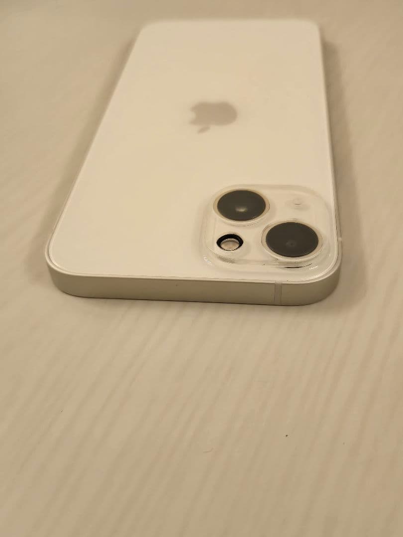 iPhone 13 ホワイト Apple