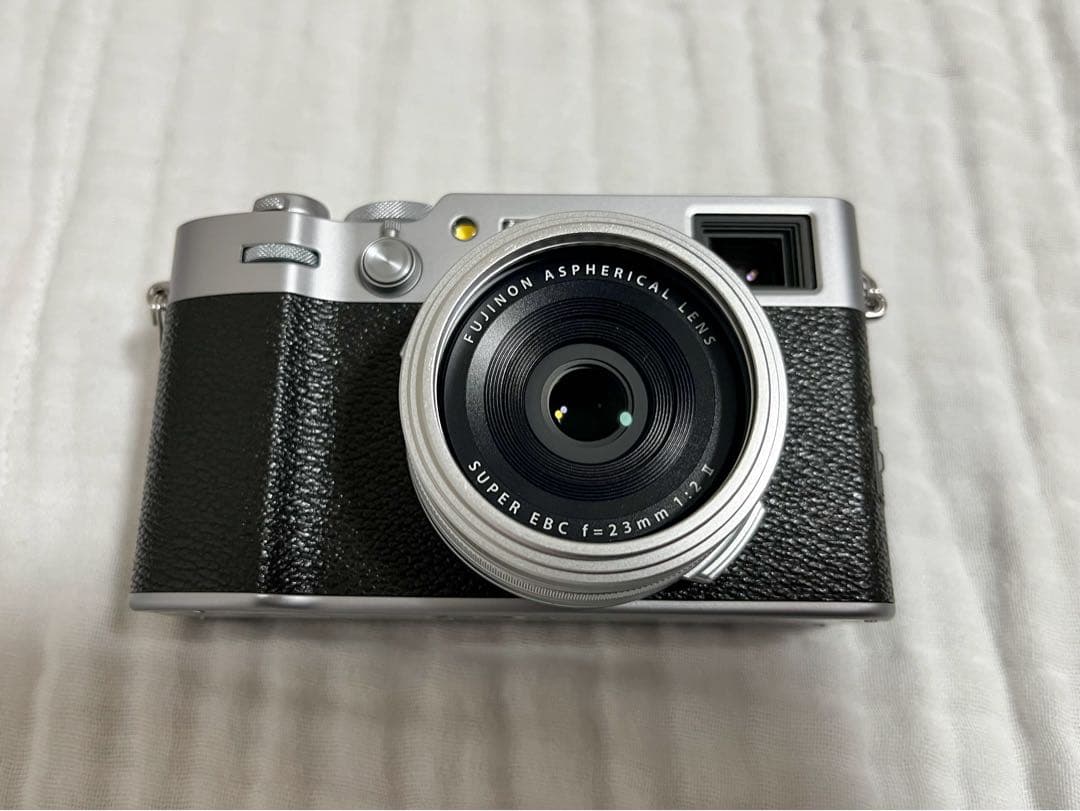 美品　FUJIFILM X100ⅵ コンデジ　おまけ多数