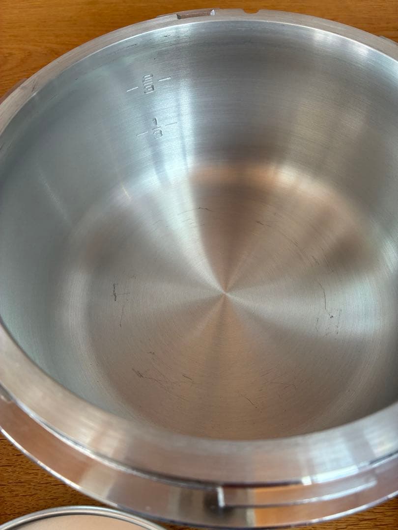 平和マジックブラウン　圧力鍋　MB-217