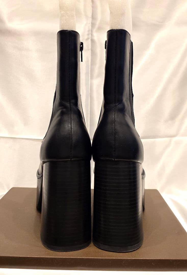 【最終値下げ】EMODA ラウンドサイドゴアブーツ Sサイズ