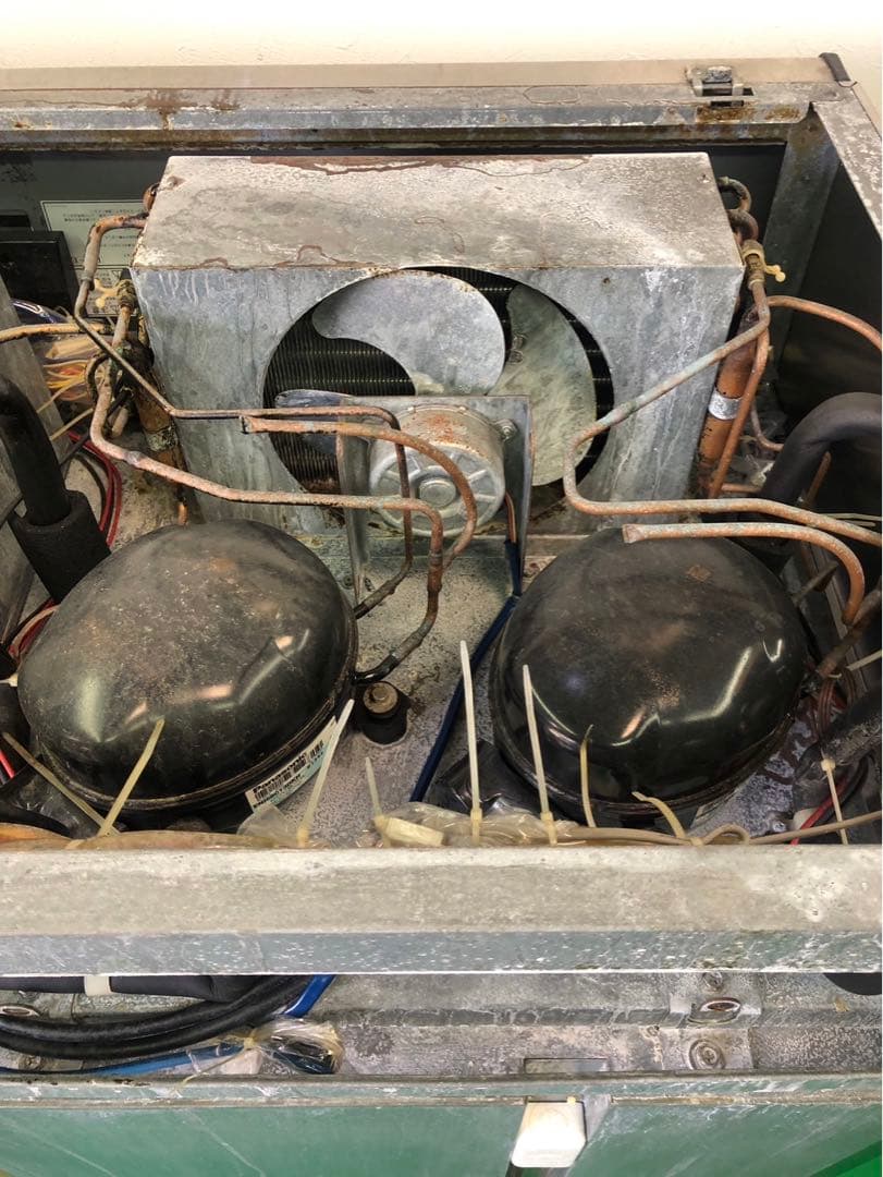 ☆地域限定自社便配送☆ ダイワ　縦型　冷凍冷蔵庫　311YS1-EC