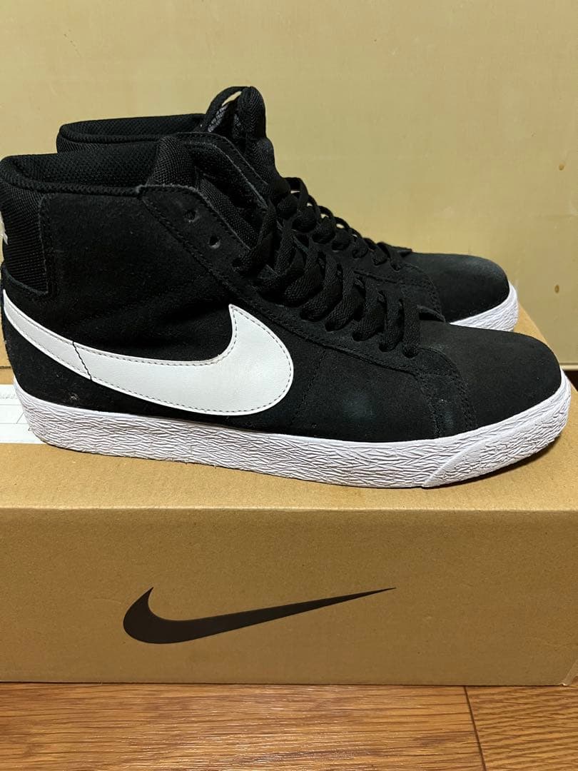 NIKE SB BLAZER ZOOM MID26.5 黒白864349-002