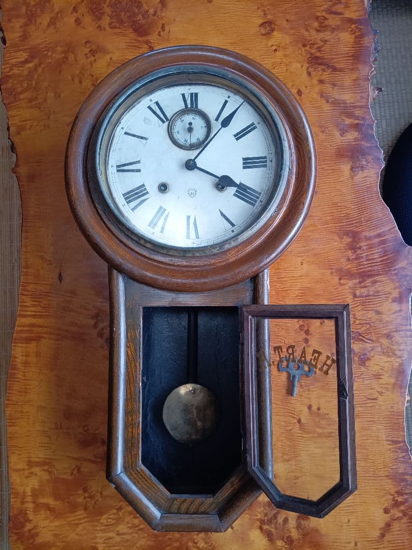 HEART H クラシック掛時計