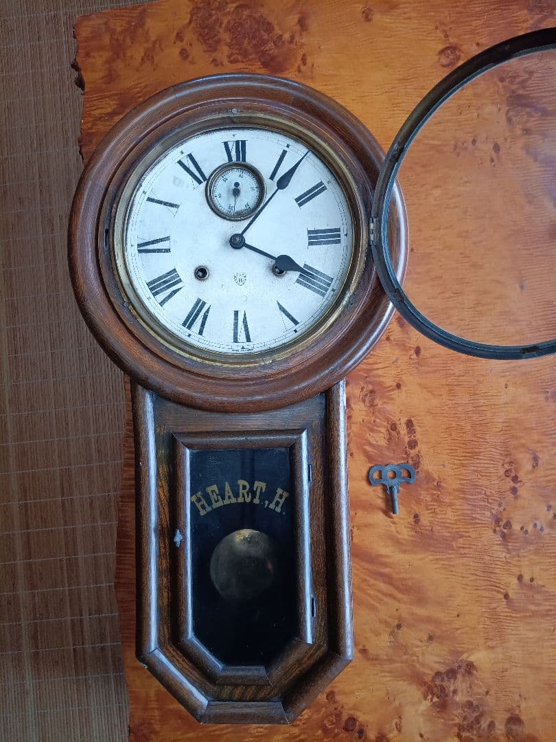 HEART H クラシック掛時計