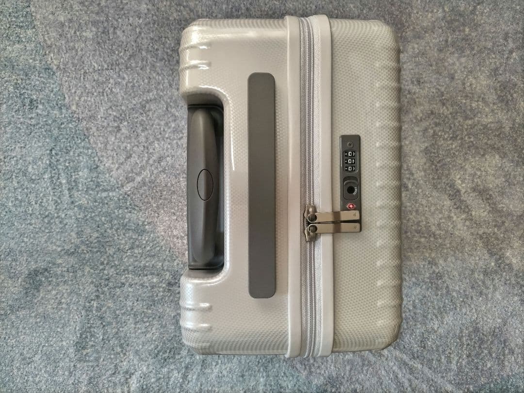 【美品】ACE スーツケース 32リットル