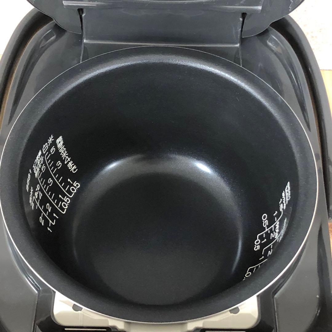 『2025年製 美品』ZOJIRUSHI 圧力IH炊飯ジャー 極め炊き 5.5合