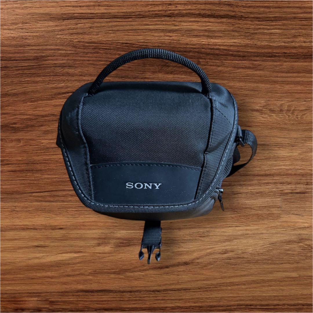 美品　ビデオカメラ　SONY ハンディカム　軽量カメラ　プロジェクター機能