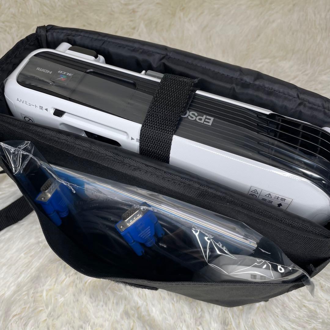 【使用時間66時間】 EPSON EB-S04 プロジェクター