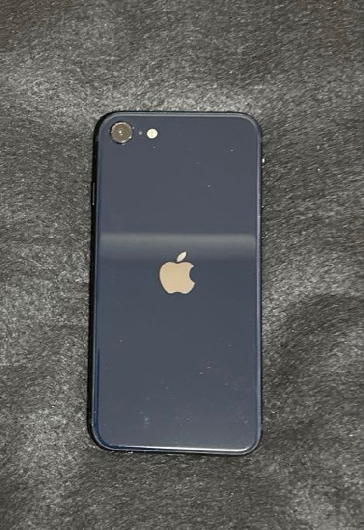 iPhone SE （第3世代）ミッドナイト　 64GB （本体のみ）