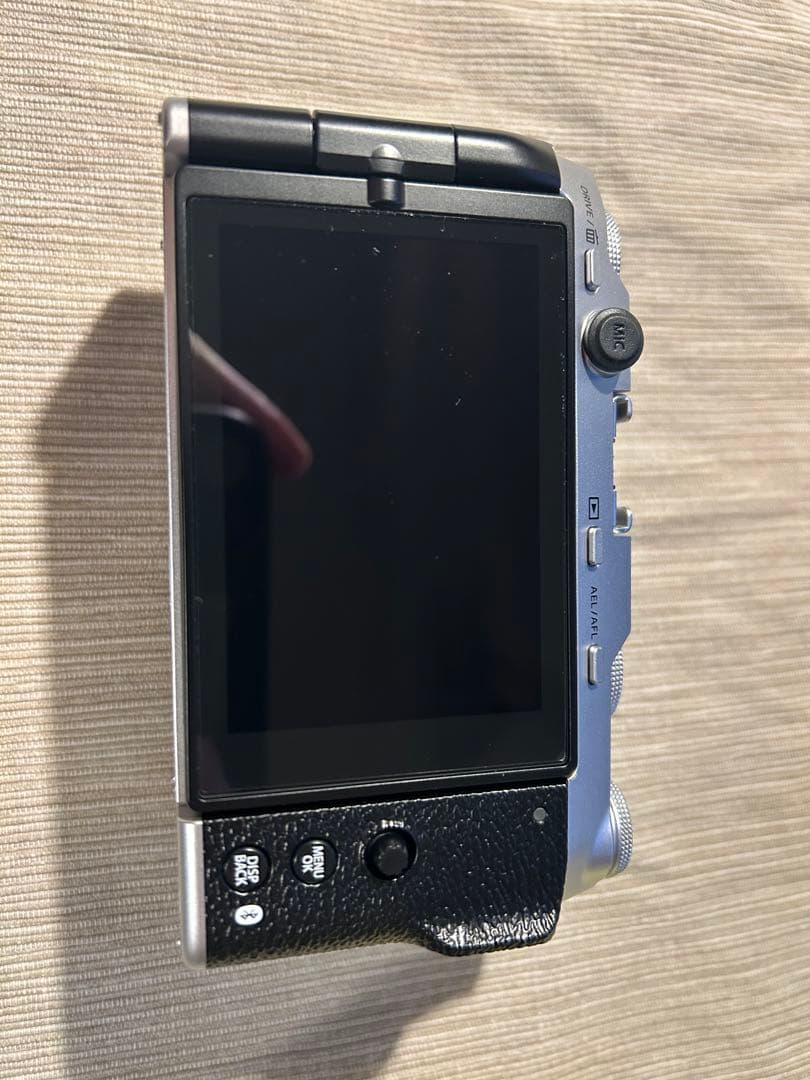 FUJIFILM XM5 シルバー本体のみ　箱無し