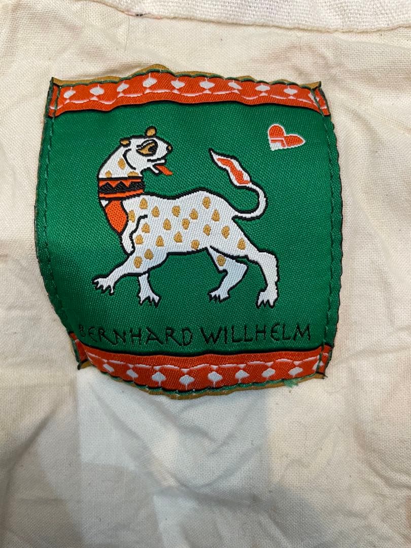 ベルンハルト　民族バック