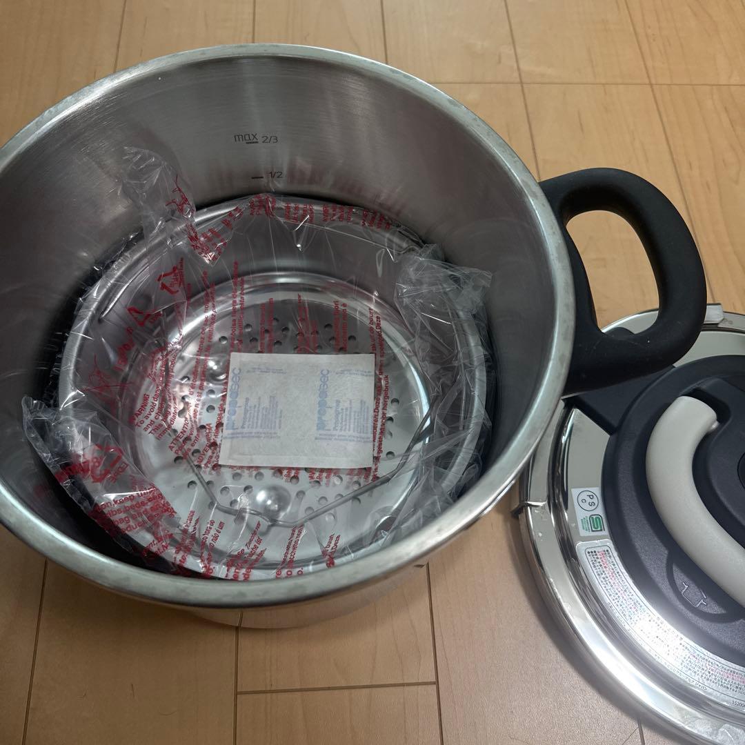 T-fal Clipso 圧力鍋 360度開閉　アイボリー　6L 未使用