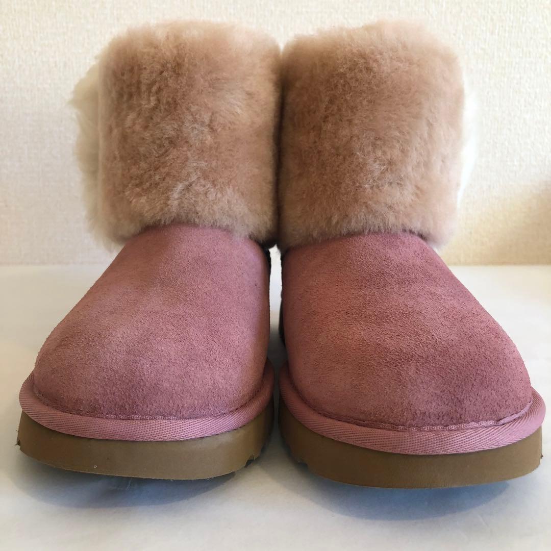 UGG クラシック ミニ ウィスプ ブーツ