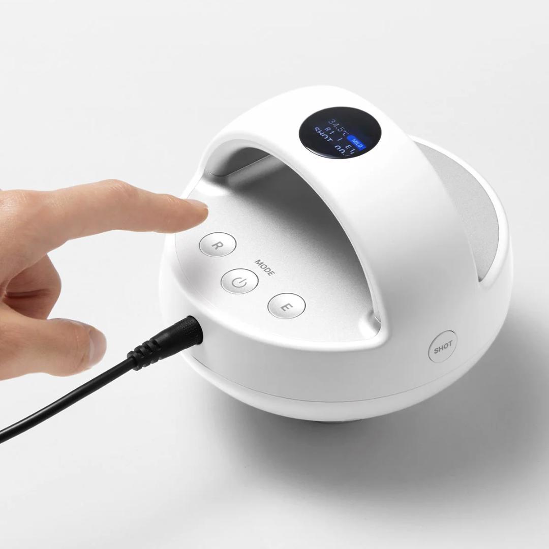 海外爆売中 MEDICUBE AGE-R BODY 温度表示機能付き 新品正規品