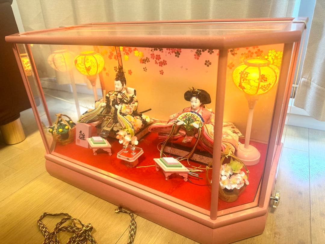 k*i様 雛人形 桜の花柄 大きめサイズ 親王ケース飾り