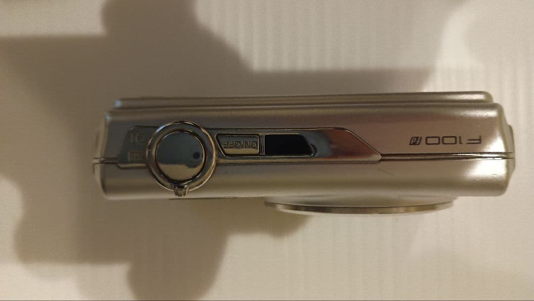 FUJIFILM FINEPIX F100fd コンパクトデジタルカメラ