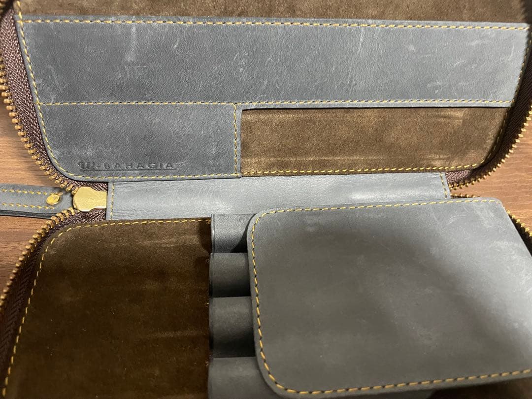 【今だけ！おまけ付き】バハギアペンケース　クレイジーホースレザー　ネイビー