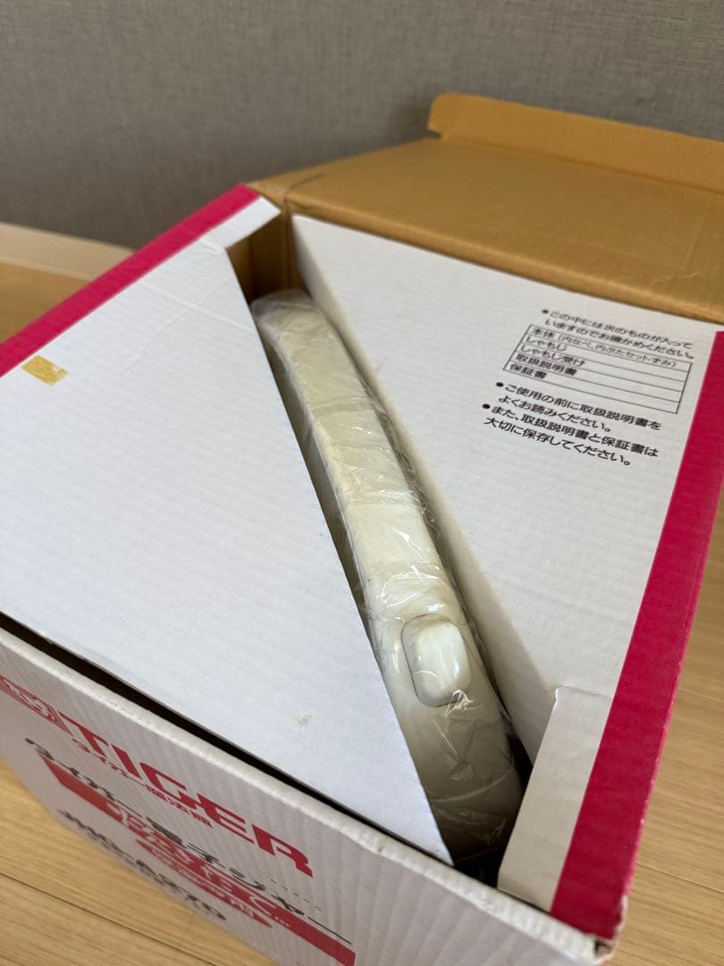 タイガー 花柄炊飯器 取扱説明書付き 1升5合炊 2.7リットル 保温専用