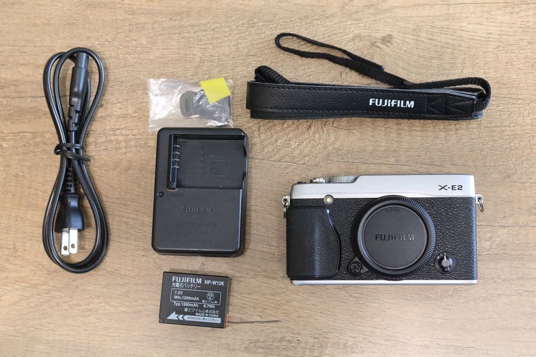 FUJIFILM X-E2 ボディ ミラーレスカメラ