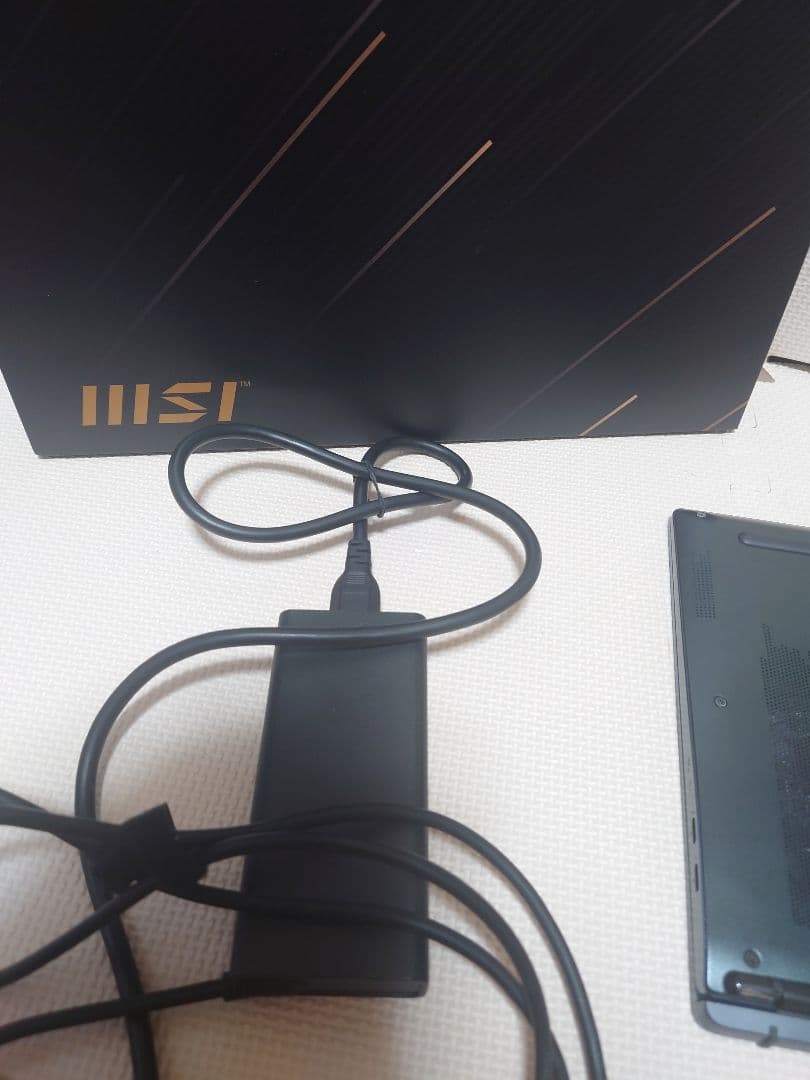 MSI Prestige 14型/i7-1195G7/GTX1650/1.3kg