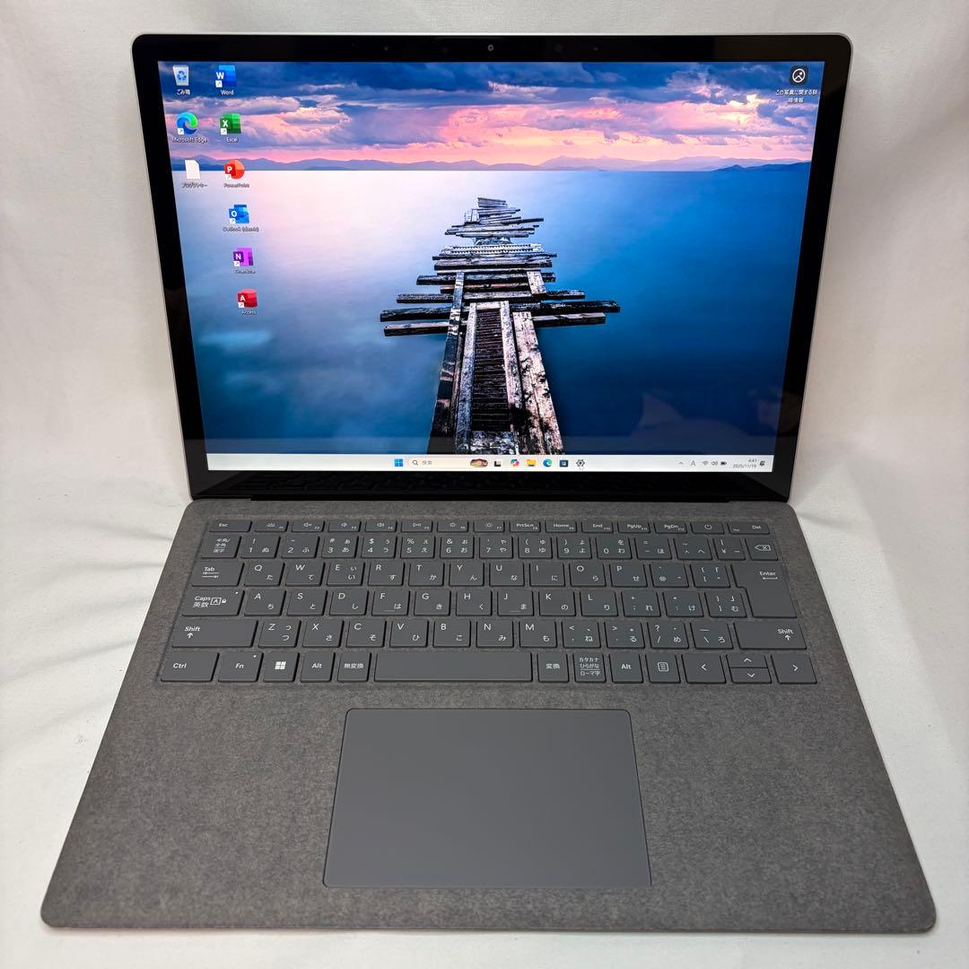 美品 Surface Laptop 5 第12世代 i5 8GB 13.5型
