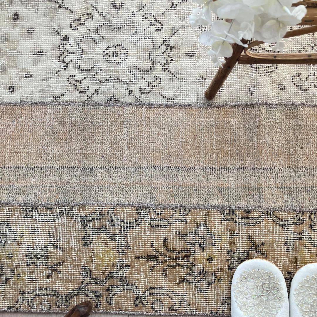 パッチワーク✳︎ 67×139ベージュ　フラワー　イエロー　トルコヴィンテージラグ