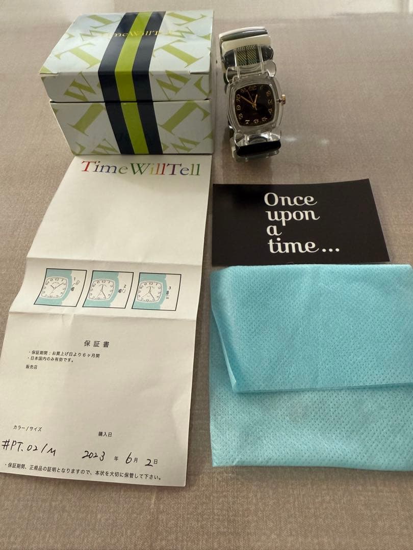 TimeWillTell スクエア型 ブラックダイヤル 時計