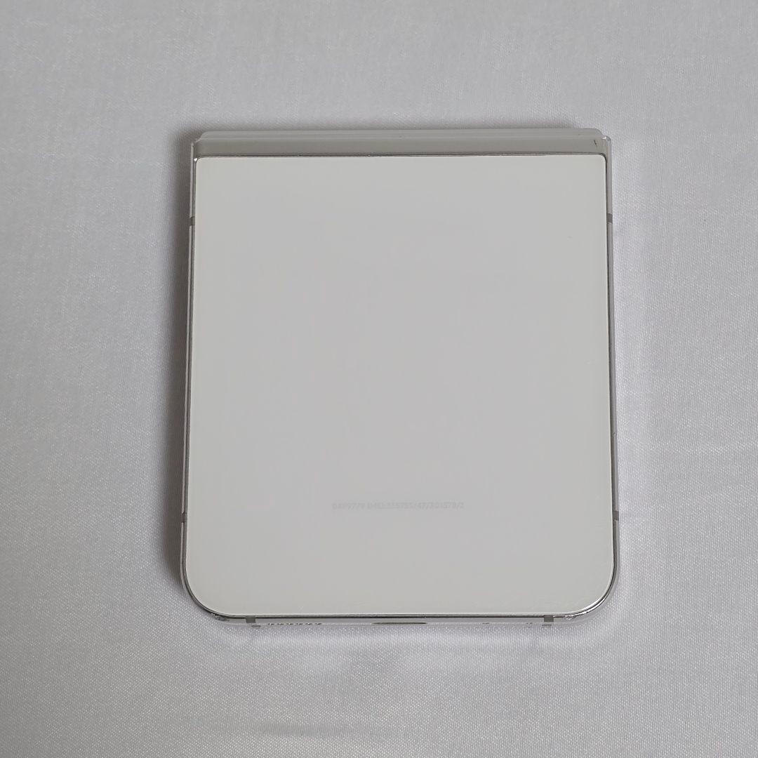 Galaxy Z Flip5 SIMフリー 判定○ 海外版/韓国版 クリーム