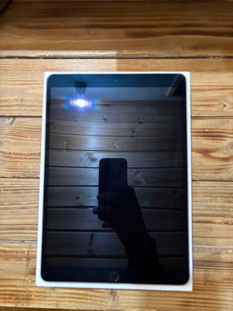 iPad pro 10.5 セルラーモデル、キーボード、充電スタンド等セット