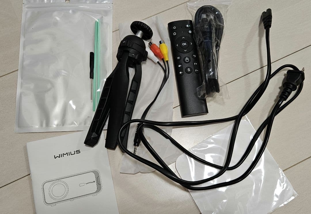 【kaede】WIMIUS P63　プロジェクター