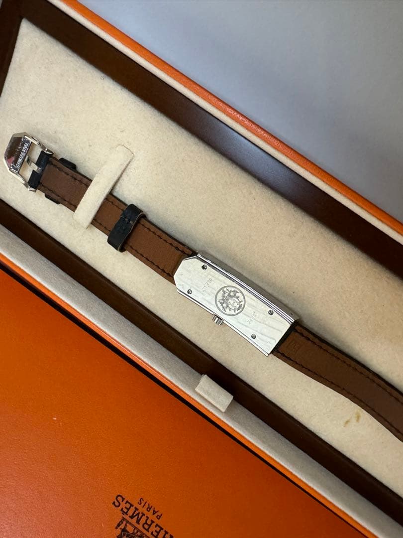 エルメス　HERMES ケリー　ウォッチ　時計　ブラック　箱付き