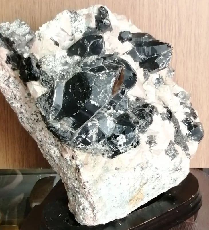 モリオン（黒水晶）15.3kg ーtot027