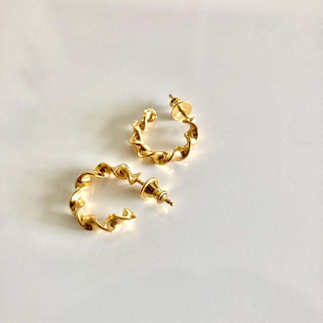 両耳　ゴールド　18金　ピアス　18mm クロムハーツ　BWL