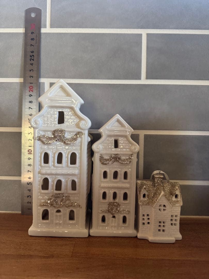 ZARA グリッタールーフハウスセラミックオーナメント　3点セット