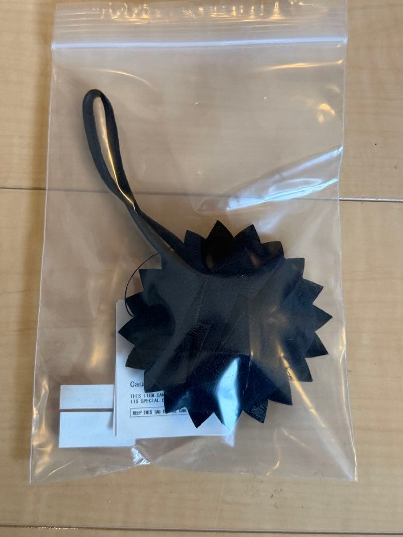 undercover × fragment レザーチャーム　大　フラグメント