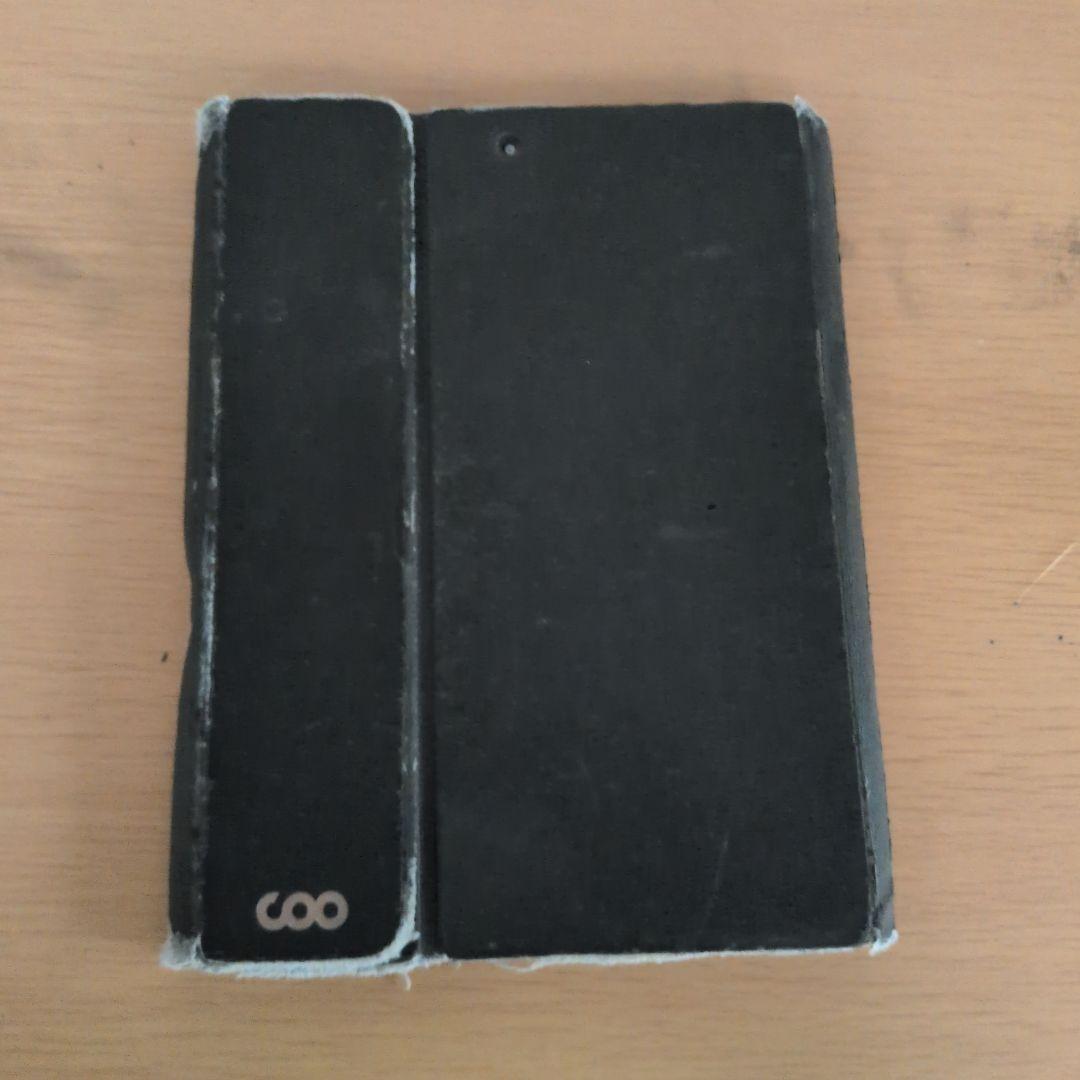 Apple iPad 第８世代　カバー付き