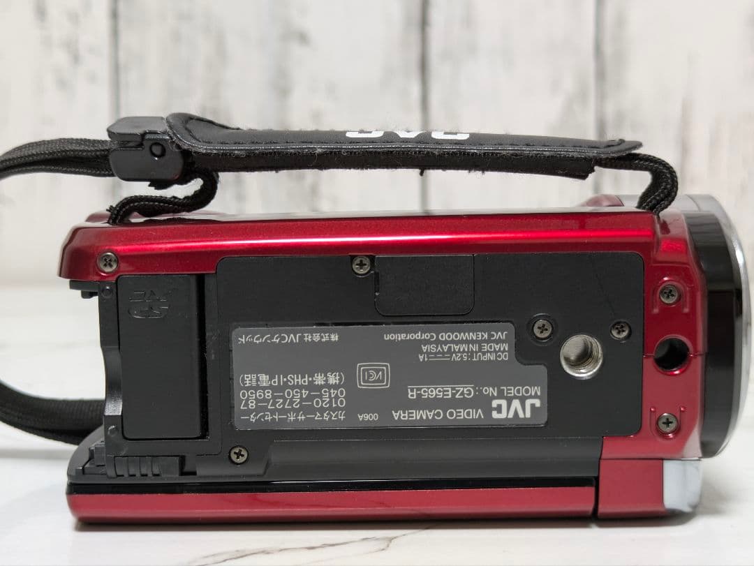 JVC　GZ-E565　化粧箱付き