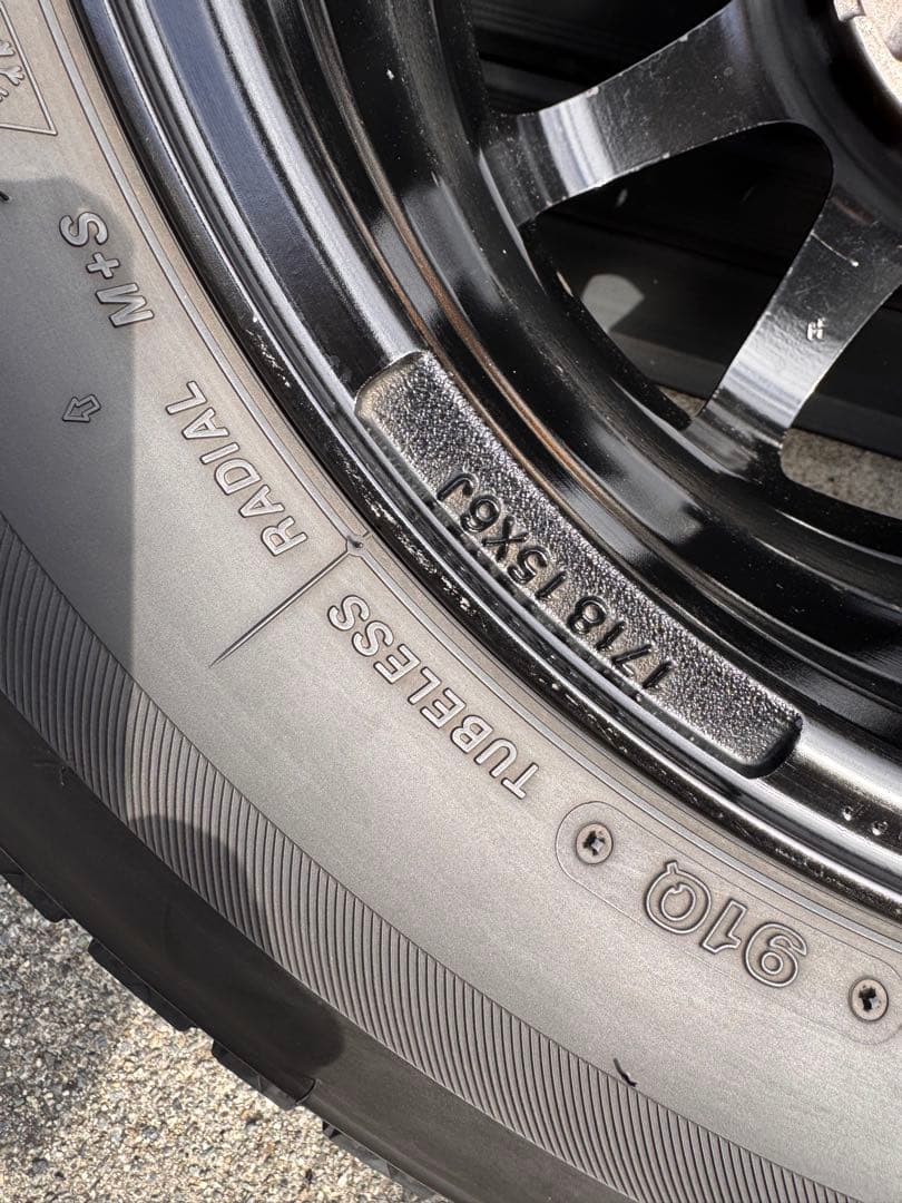 15インチ スタッドレスホイールセット ブリザックVRX2（80ノアヴォクシー）