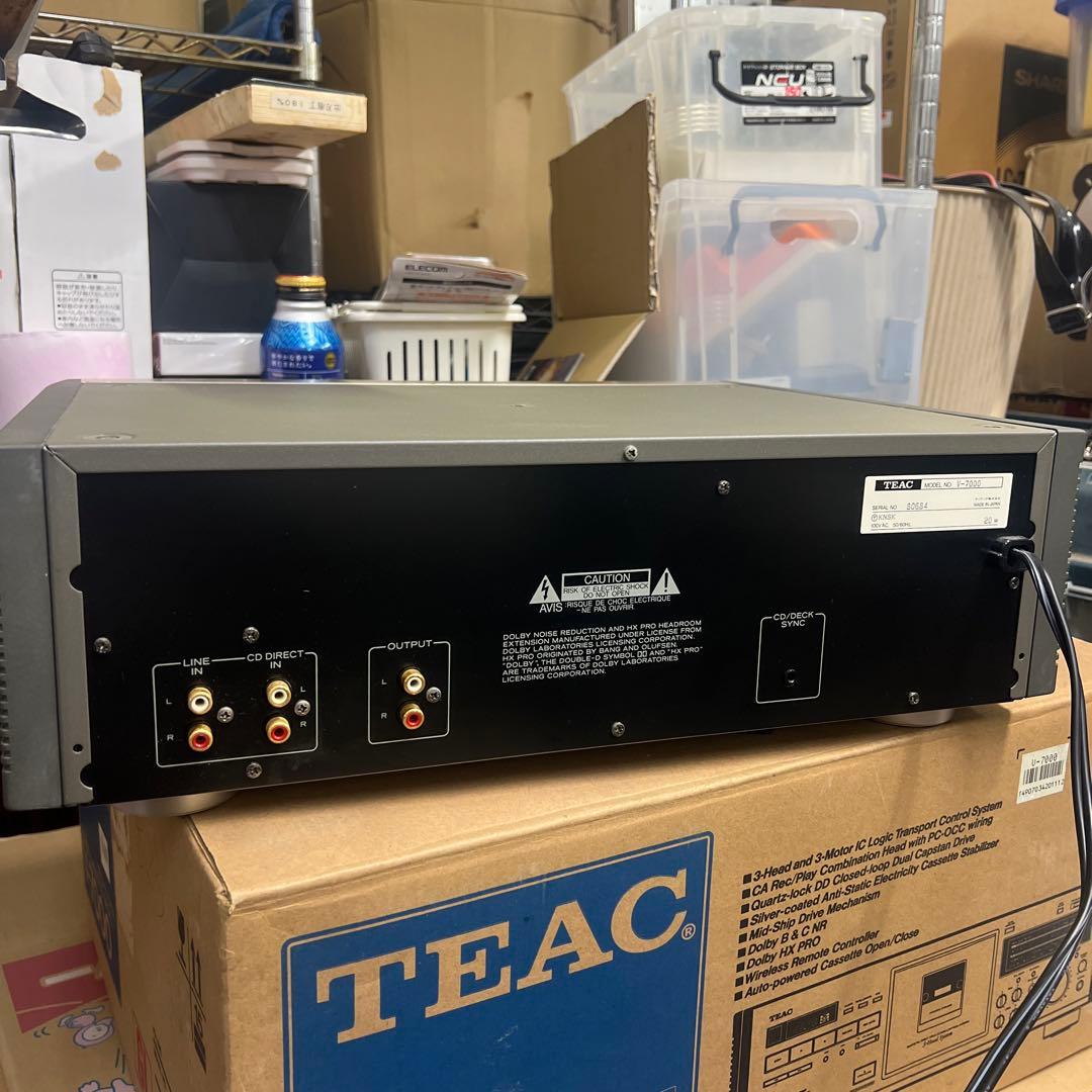TEAC V-7000 カセットデッキ