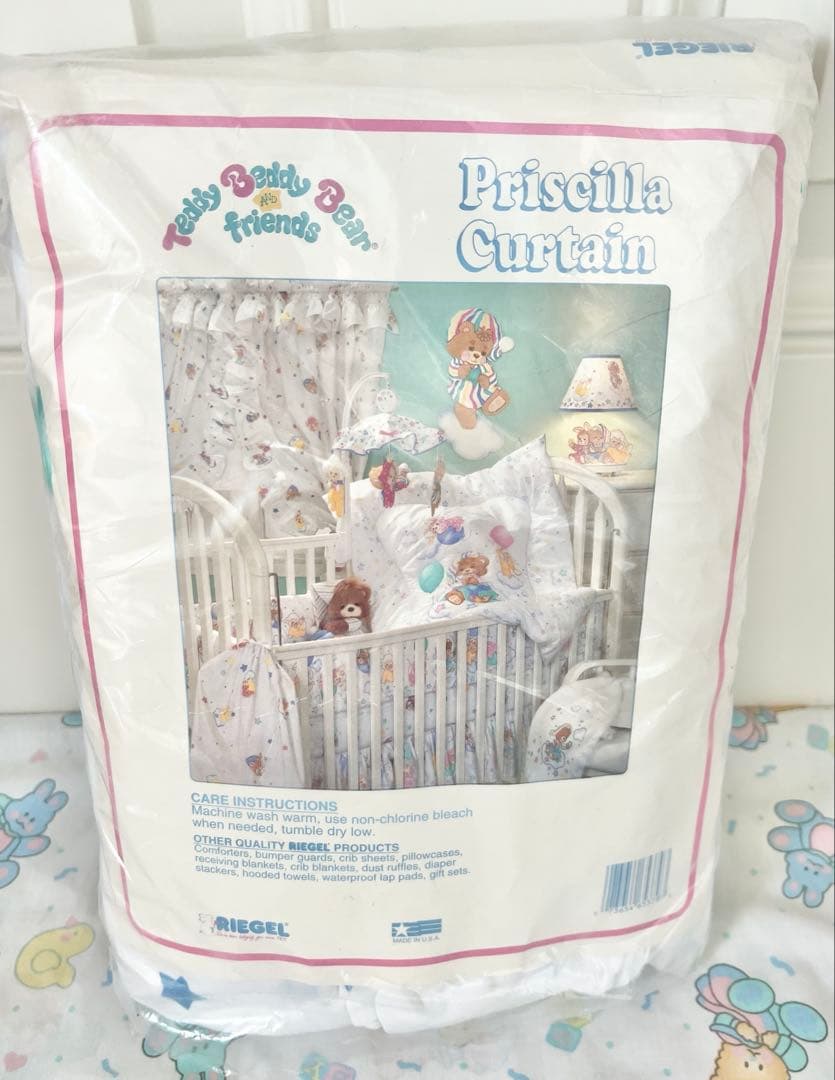 Teddy Beddy Bear ✩︎ カーテン　ビンテージ　生地　シーツ　くま