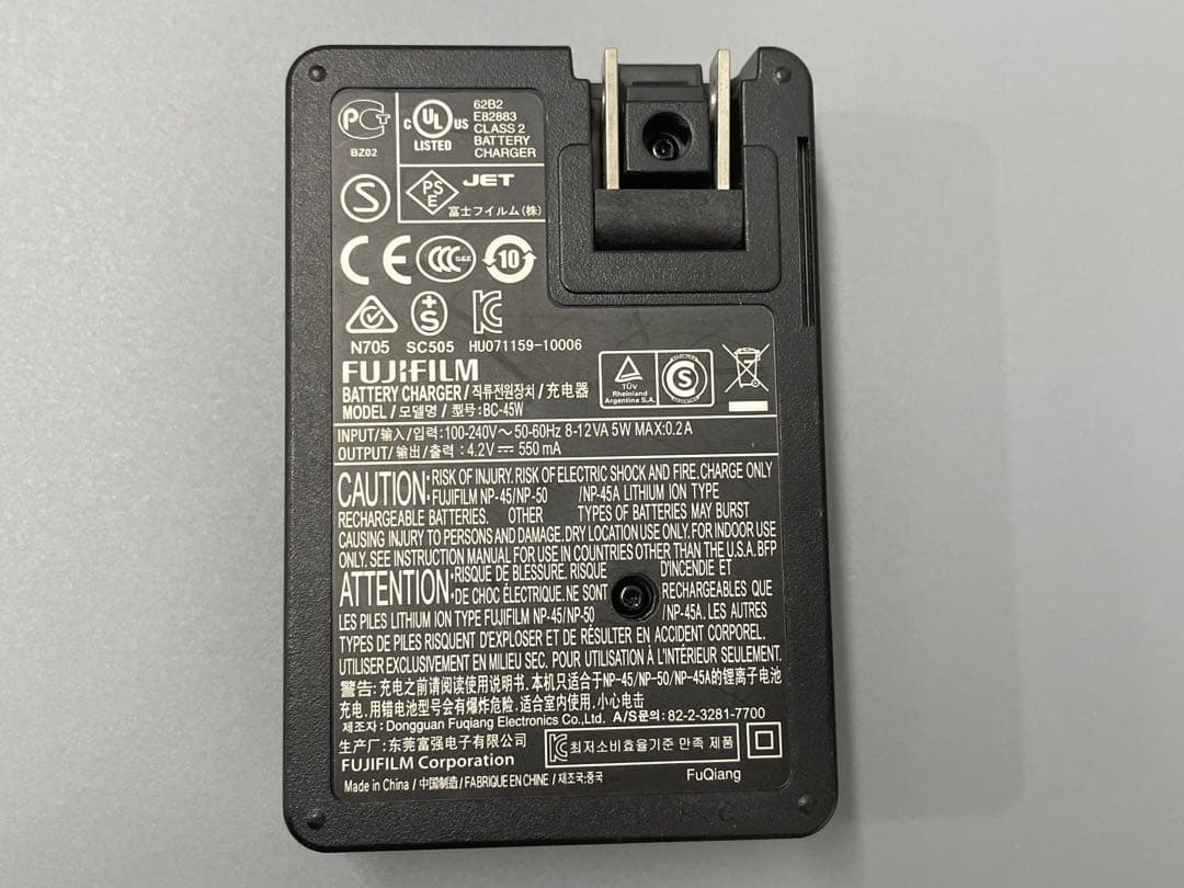 【8GB SDカード付き】富士フィルム デジカメ ファインピクス F600EXR