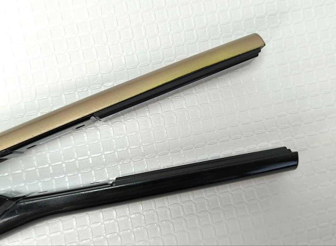 ヘアビューロン 4D plus ストレート　正規品　リュミエリーナ　06