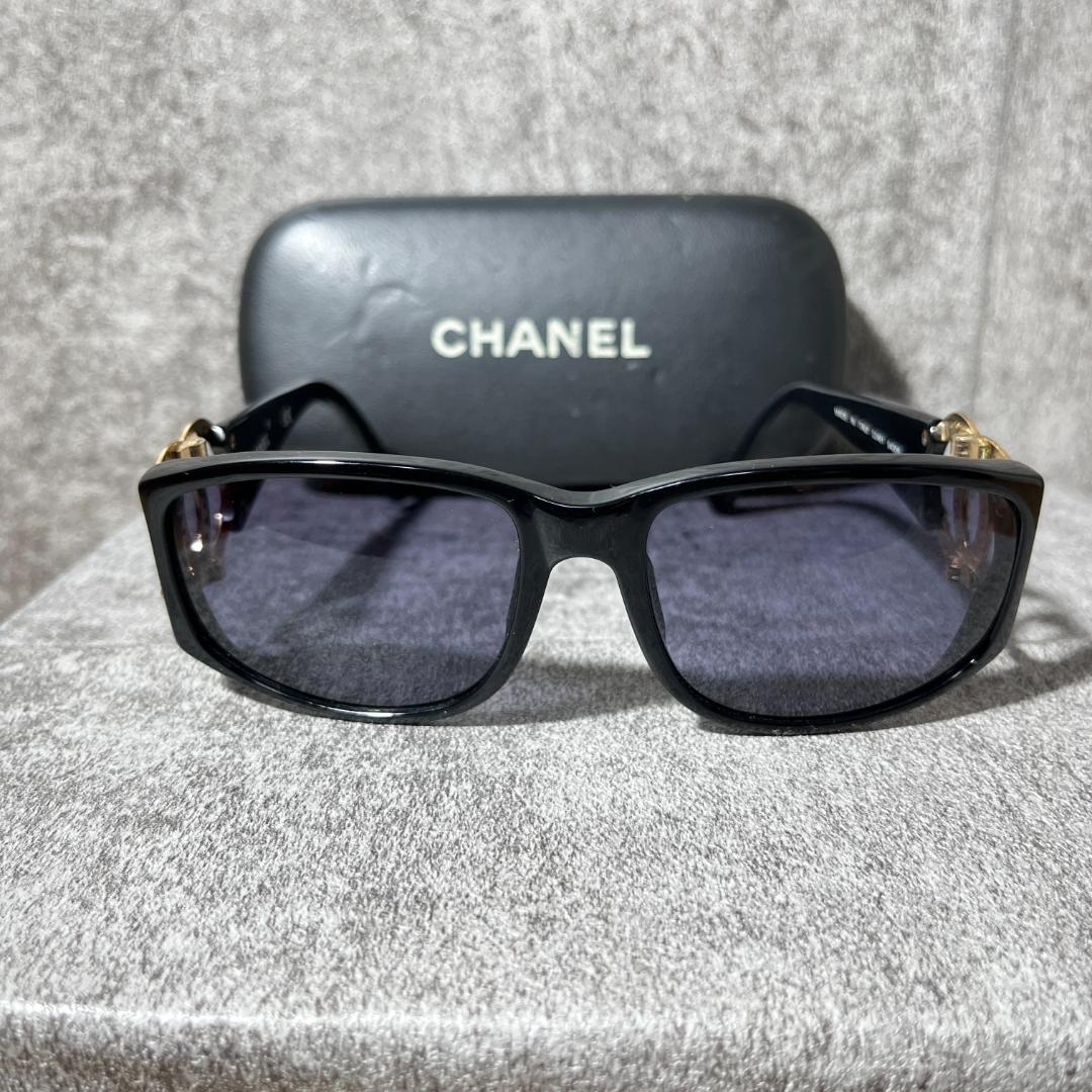 [ケース付き]　シャネル　ＣＨＡＮＥＬ　サングラス　ラインストーン　ココマーク