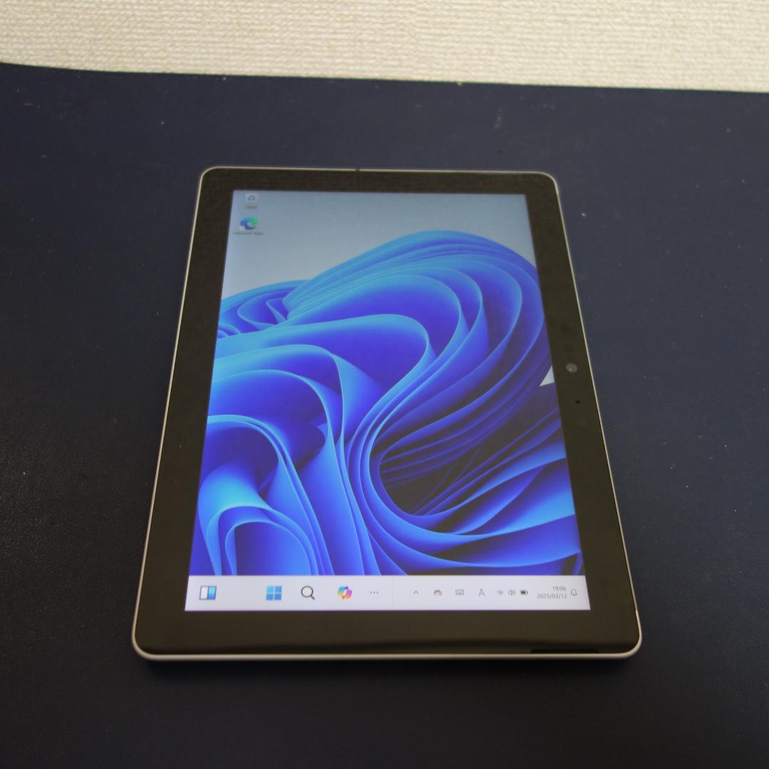 220）Surface Go 128GB Pentium 4415Y/8GB/