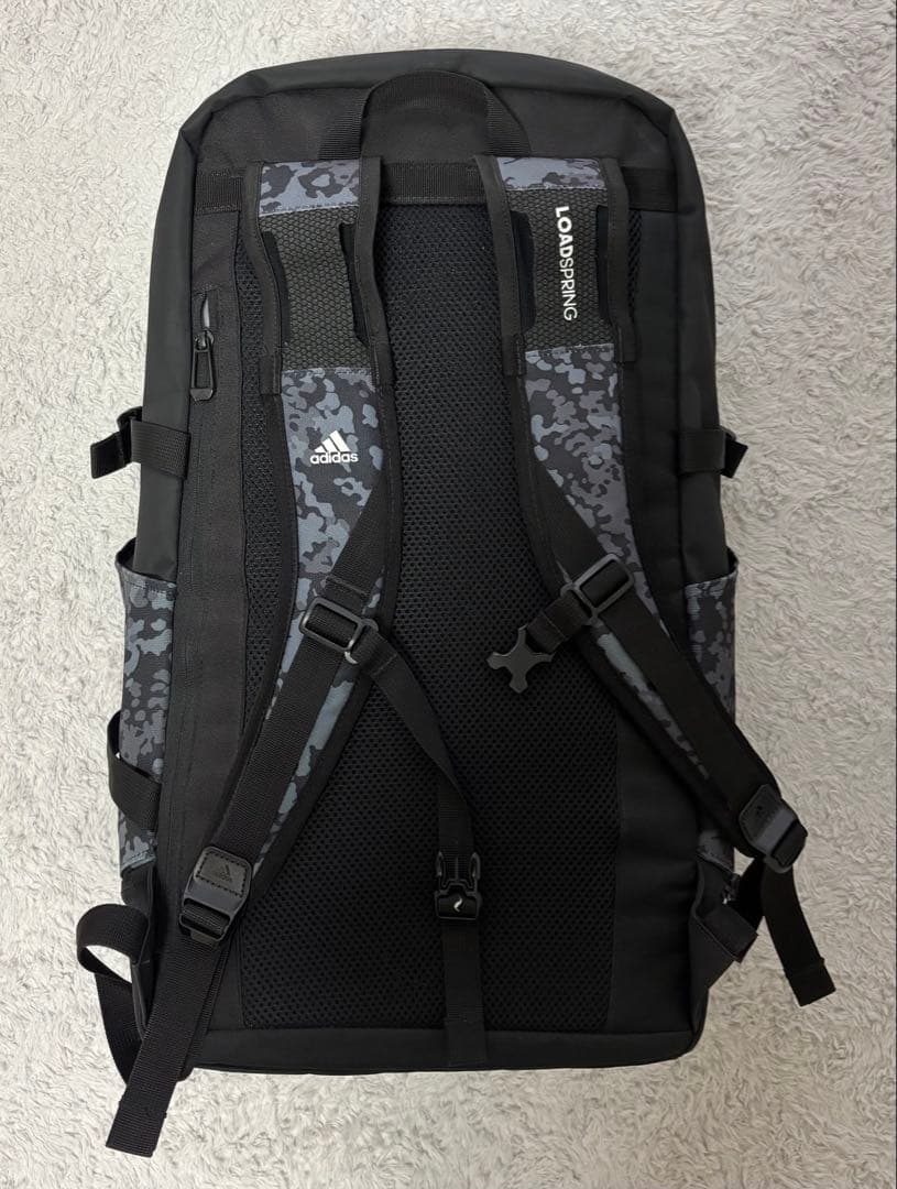 流通経済大学サッカー　迷彩バックパック & ジャケットセッ