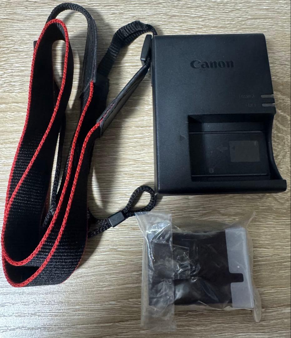 Canon EOS R50 ダブルズームキット 黒