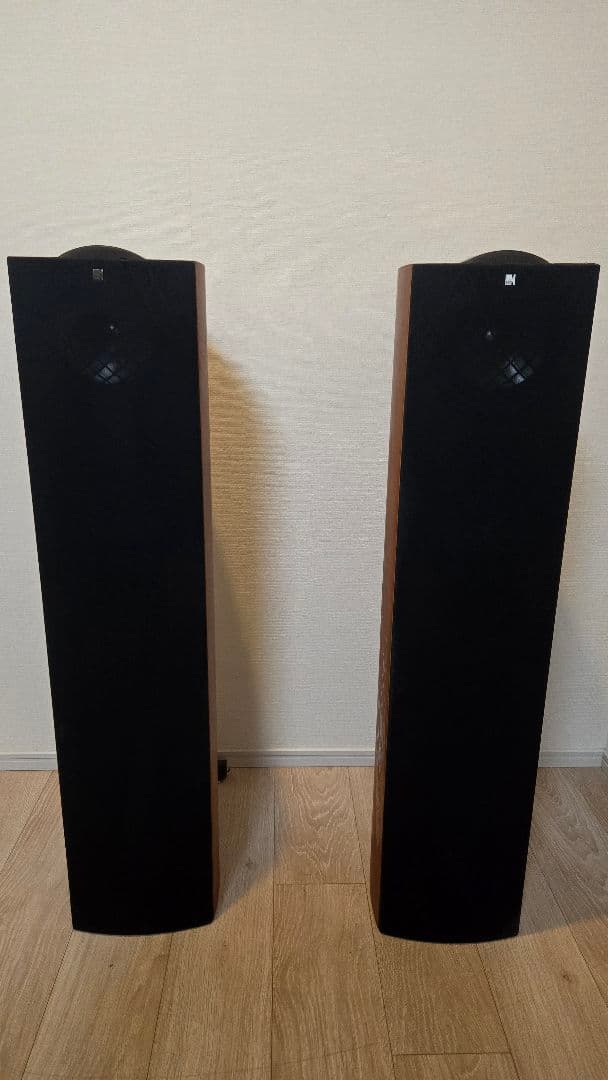 ■佐藤■KEF iQ9 トールボーイ　スピーカー　ペア